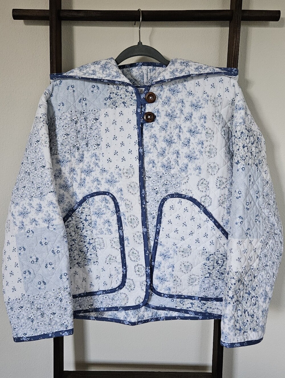 Womens Quilted Hooded Jacket